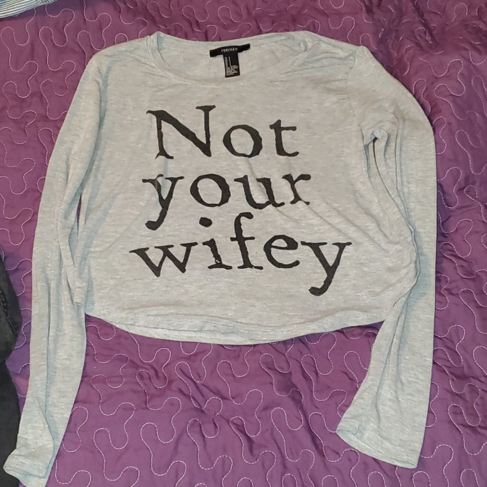 Long sleeve crop top